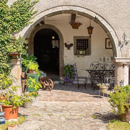 A Casa Di Gianni E Mari Bed & Breakfast Vestone ภายนอก รูปภาพ
