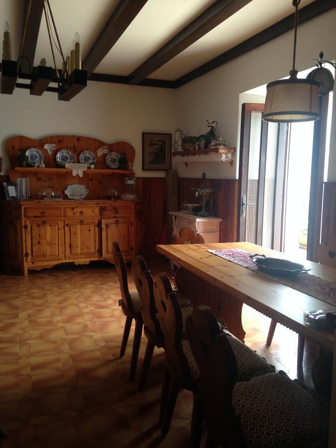 A Casa Di Gianni E Mari Bed & Breakfast Vestone ภายนอก รูปภาพ