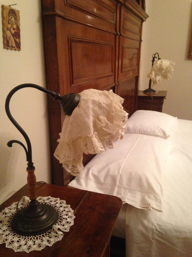 A Casa Di Gianni E Mari Bed & Breakfast Vestone ภายนอก รูปภาพ