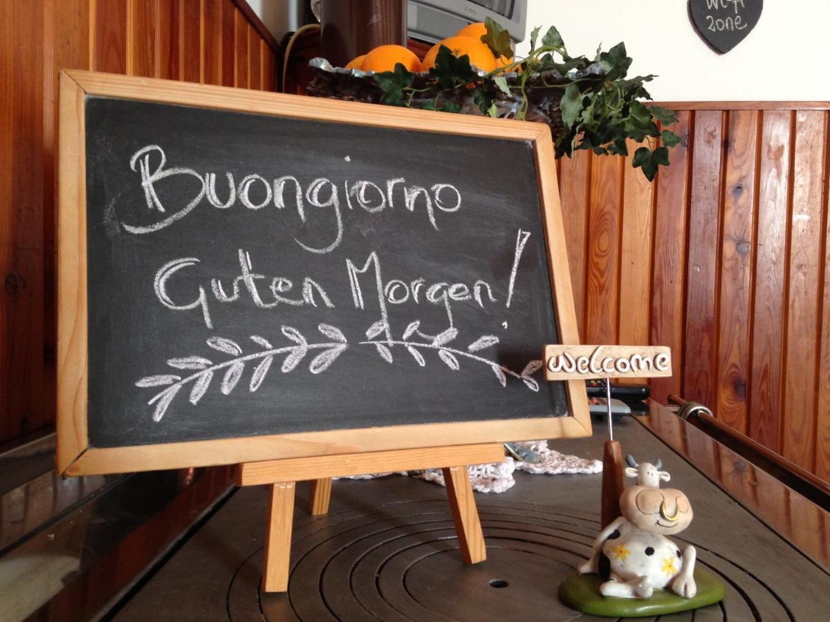A Casa Di Gianni E Mari Bed & Breakfast Vestone ภายนอก รูปภาพ