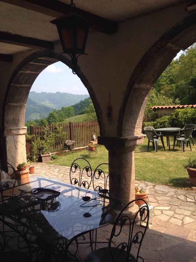 A Casa Di Gianni E Mari Bed & Breakfast Vestone ภายนอก รูปภาพ