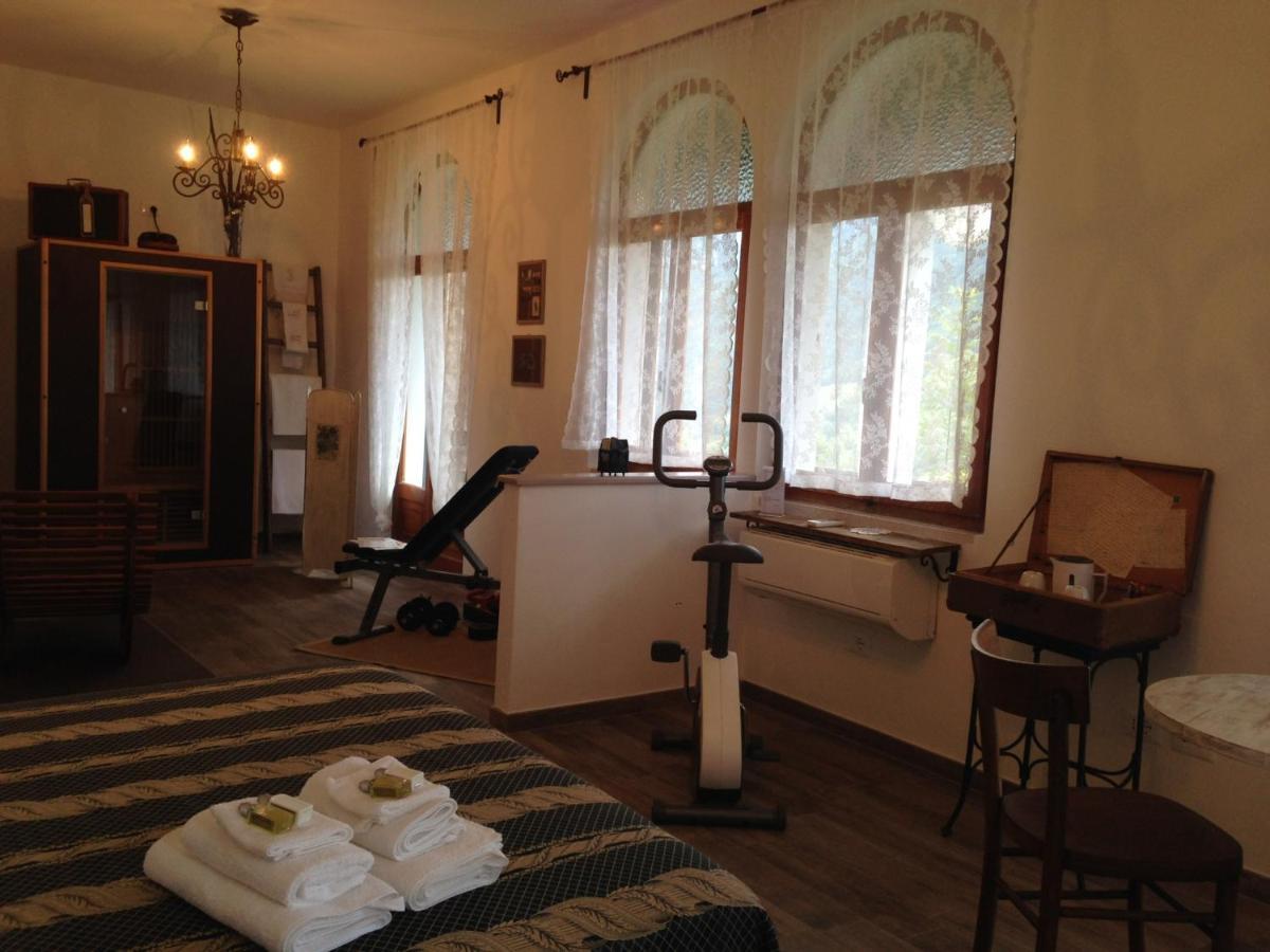 A Casa Di Gianni E Mari Bed & Breakfast Vestone ภายนอก รูปภาพ