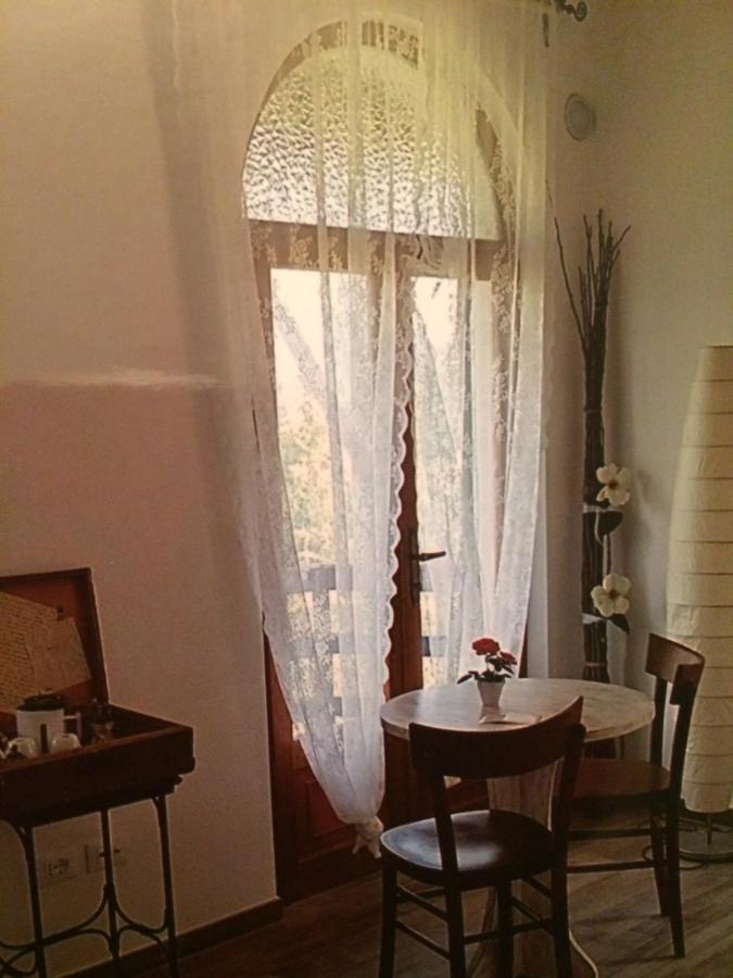 A Casa Di Gianni E Mari Bed & Breakfast Vestone ภายนอก รูปภาพ